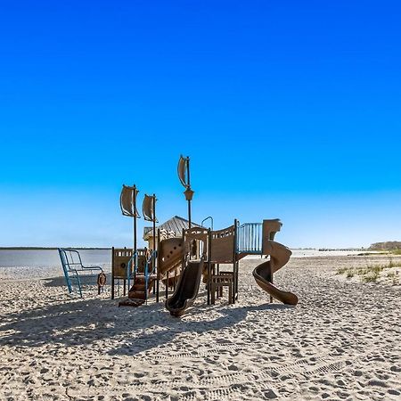The Beach Sunflower Pensacola Beach Bagian luar foto